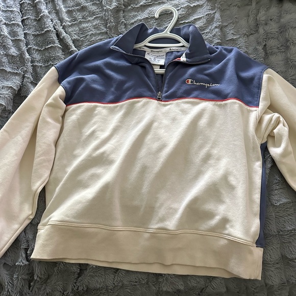 Champion cropped 1/4 zip up - Picture 1 of 4